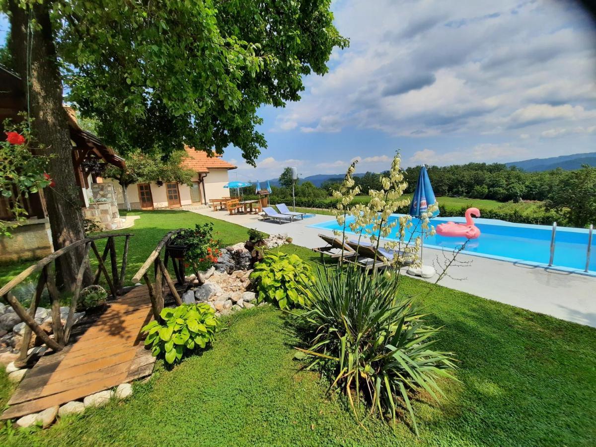 Seoski Turizam Melovic Rozanstvo Exterior photo