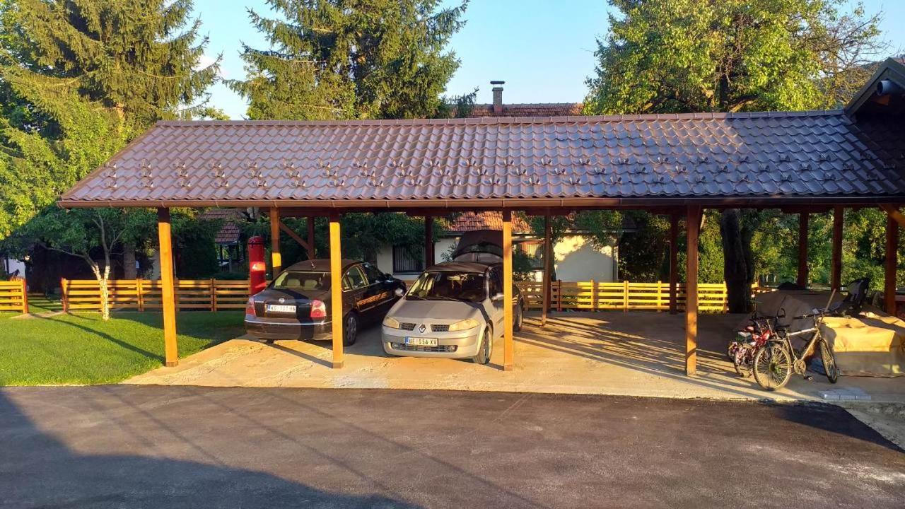 Seoski Turizam Melovic Rozanstvo Exterior photo