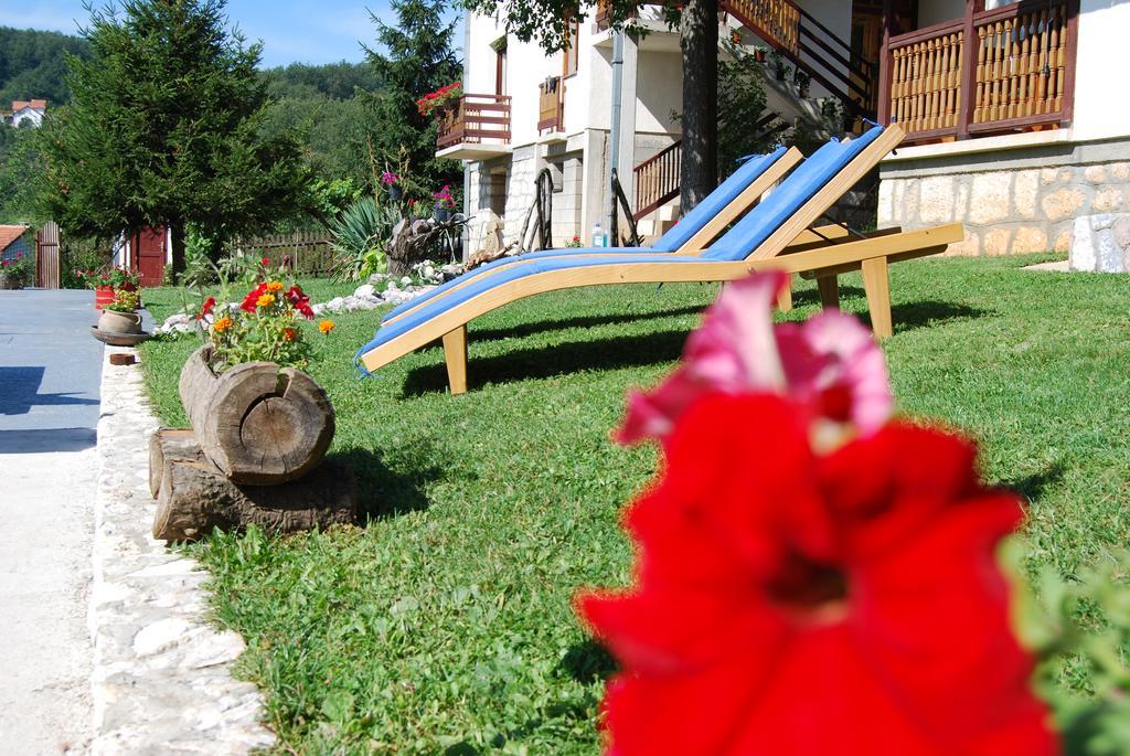 Seoski Turizam Melovic Rozanstvo Exterior photo