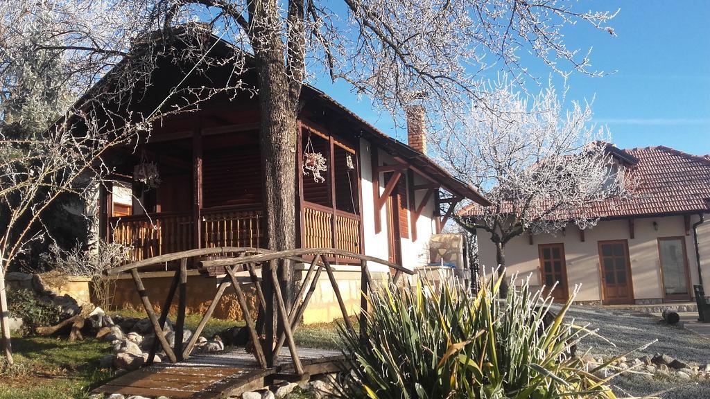 Seoski Turizam Melovic Rozanstvo Exterior photo